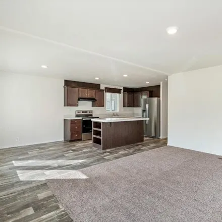 Image 5 - 200 East 44th Street, Garden City, ID 83714, USA - Apartment for sale