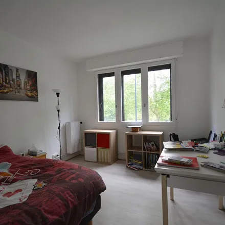 Image 5 - 1 Rue Morton, 33200 Bordeaux, France - Apartment for rent