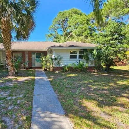 Rent this 3 bed house on 101 Tarry Lane in New Port Richey, FL 34652