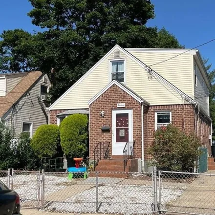 Buy this 5 bed house on 14 Emporia Avenue in Elmont, NY 11003