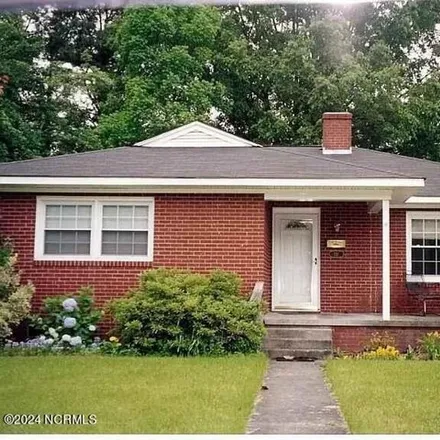 Rent this 3 bed house on 113 North Elm Street in Greenville, NC 27858
