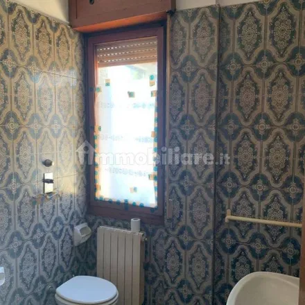 Rent this 5 bed apartment on Pizzeria Kebab in Via Giacomo Puccini, 20031 Cesate MI