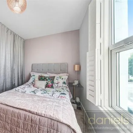 Image 6 - 4 Ridley Road, Willesden Green, London, NW10 5AY, United Kingdom - Apartment for sale