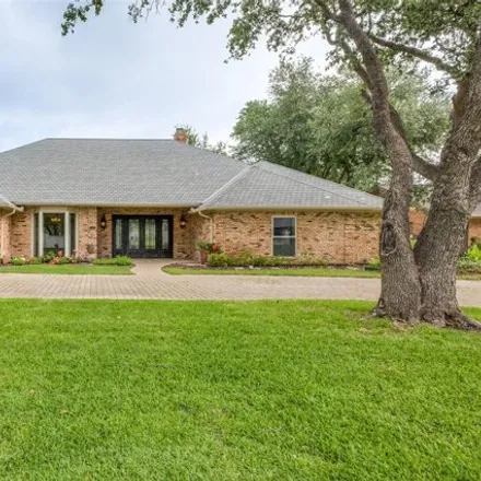 Buy this 4 bed house on 5407 Bent Trail in Dallas, TX 75248