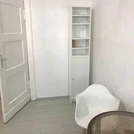 Rent this 2 bed apartment on Letteallee 36 in 13409 Berlin, Germany
