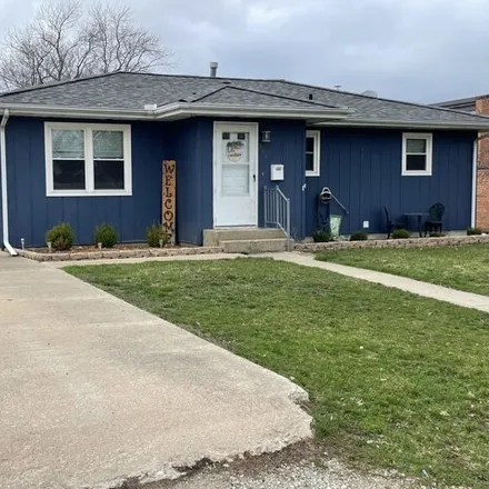 Buy this 2 bed house on 716 6th Avenue in Rock Falls, IL 61071