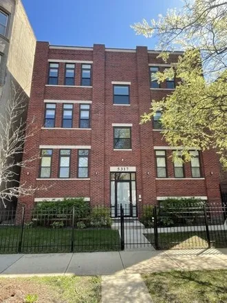 Rent this studio condo on 5313 South Maryland Avenue in Chicago, IL 60615