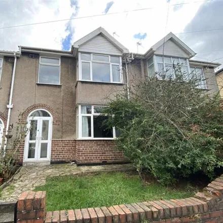 Rent this 3 bed townhouse on 56 Heyford Avenue in Bristol, BS5 6UF
