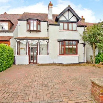 Buy this 3 bed house on Boston Avenue in Southend-on-sea, Essex