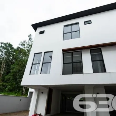 Buy this 2 bed house on Rua Adolfo Brezink 72 in Boa Vista, Joinville - SC