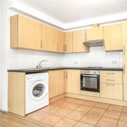 Rent this 2 bed room on 21 Freshfield Avenue in De Beauvoir Town, London