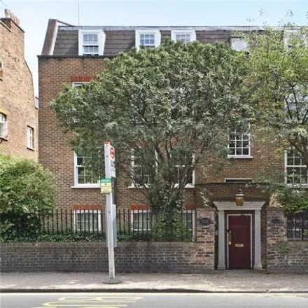 Image 7 - Old Battersea House, 30 Vicarage Crescent, London, SW11 3RZ, United Kingdom - Room for rent