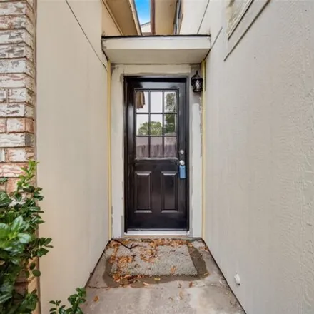 Image 5 - 2826 Spring Valley Drive, Bedford, TX 76021, USA - Townhouse for rent