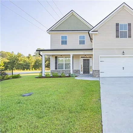 Buy this 5 bed house on 805 Waterfield Drive in Hinesville, GA 31313