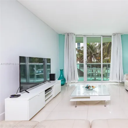 Buy this 1 bed condo on 140 South Dixie Highway in Hollywood, FL 33020