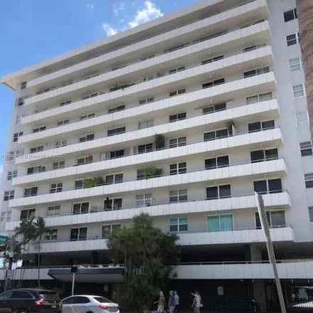 Image 2 - Pizza Days, Ocean Drive, Miami Beach, FL 33139, USA - Apartment for rent