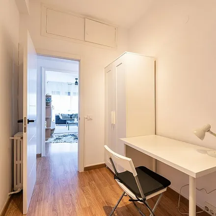 Rent this 1 bed apartment on Escola Súnion in Avinguda de la República Argentina, 08001 Barcelona