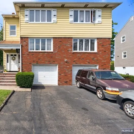 Buy this 7 bed townhouse on 15 Craig Court in Elmwood Park, NJ 07407