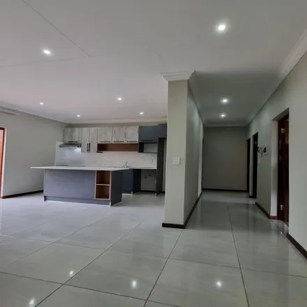 Image 5 - unnamed road, Garsfontein, Gauteng, 0043, South Africa - Apartment for rent