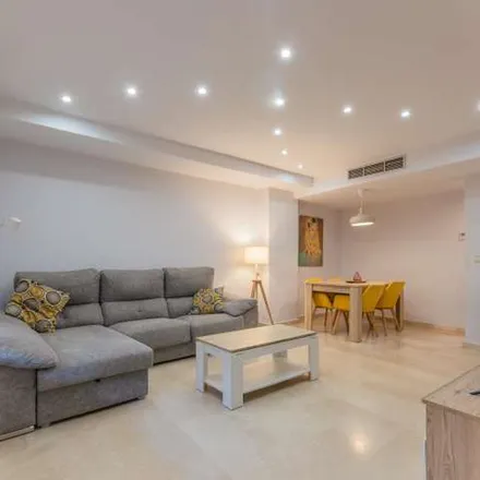 Rent this 3 bed apartment on Aldaia in Carrer de Luis Portabella, 46960 Aldaia