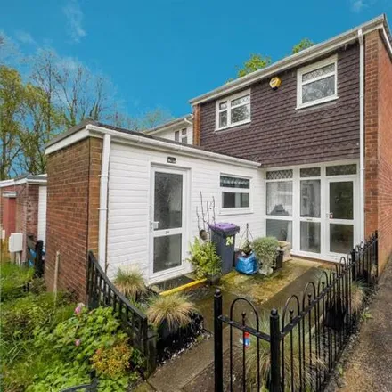 Buy this 3 bed house on Ellwood Path in Cwmbran, NP44 4RD