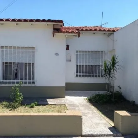 Buy this 2 bed house on Avenida Triunvirato 3099 in Quilmes Oeste, B1879 ETH Quilmes