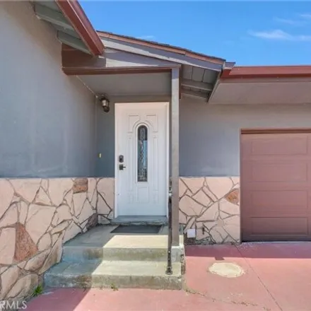 Image 2 - 401 E Realty St, Carson, California, 90745 - House for sale