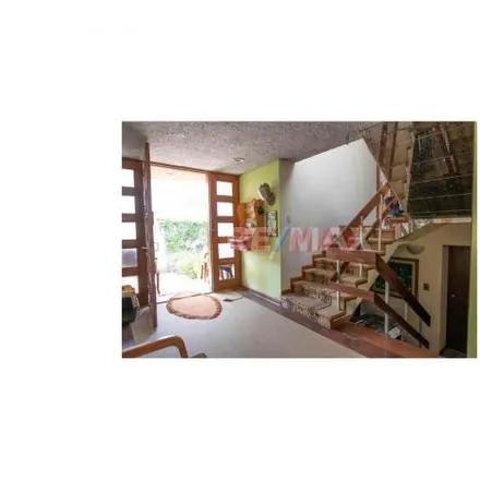 Buy this 6 bed house on Centro Comercial El Trigal in Alfredo Benavides Avenue, Santiago de Surco