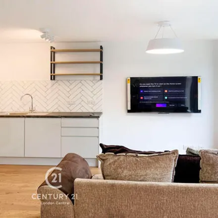 Image 1 - Broadwood Terrace, Pembroke Road, London, W8 6PW, United Kingdom - Apartment for rent