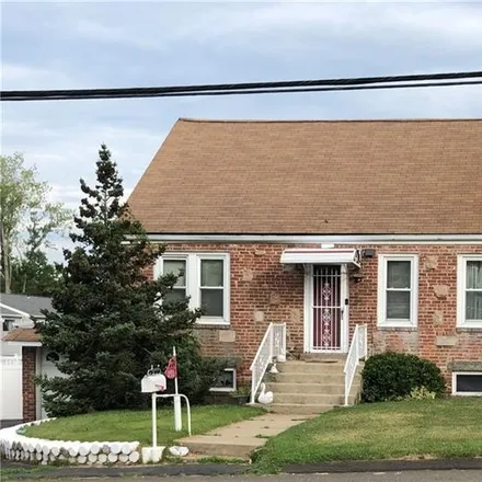 Buy this 3 bed house on 141 Canton Street in West Haven, CT 06516
