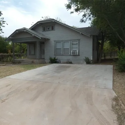 Rent this 2 bed house on 853 Cockrell Drive in Abilene, TX 79601