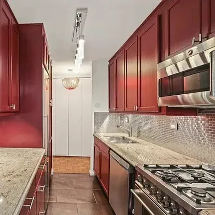 Rent this 1 bed condo on Ruppert Tower in East 91st Street, New York