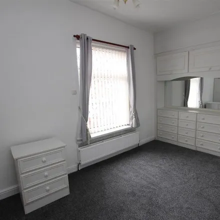 Image 5 - Back Chorley Old Road South, Bolton, BL1 5LZ, United Kingdom - Townhouse for rent