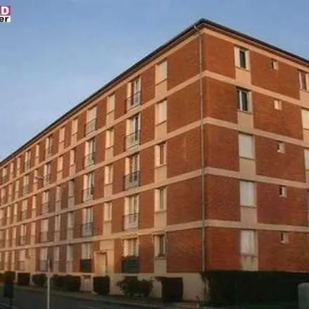 Rent this 3 bed apartment on 3 Rue de l'Hôtel de Ville in 10800 Saint-Julien-les-Villas, France