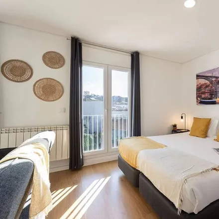 Rent this 1 bed apartment on Porto