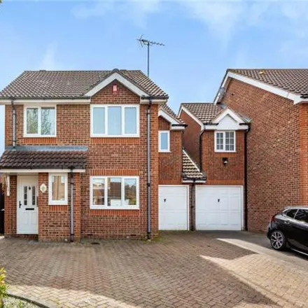 Buy this 3 bed house on Reading Close in Basildon, SS16 6UF
