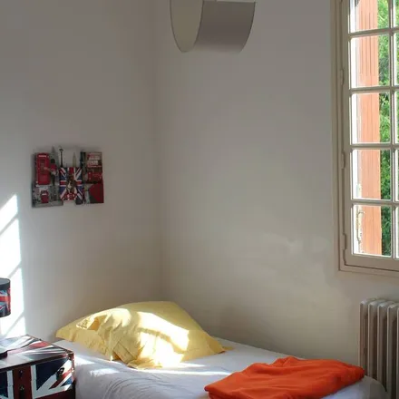 Rent this 3 bed house on 24570 Condat-sur-Vézère