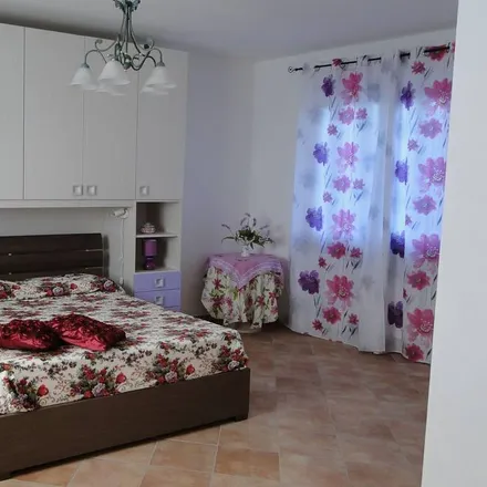 Rent this 5 bed house on Banca Toscana in Via Roma, 55020 Gallicano LU