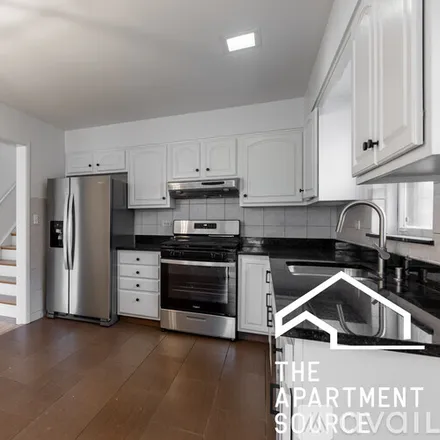 Image 2 - 6711 N Prairie Rd, Unit SFH - Apartment for rent