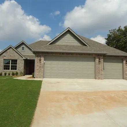 Rent this 3 bed house on 1516 E Pasadena St in Broken Arrow, Oklahoma