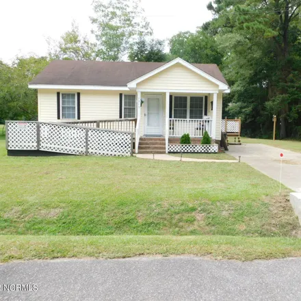 Buy this 2 bed house on 1315 Hoggard Street in Elizabeth City, NC 27909