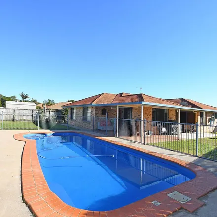 Rent this 4 bed apartment on Heather Way in Urraween QLD 4655, Australia