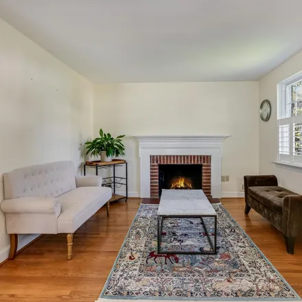 Image 5 - 5620 8th Street North, Bluemont Junction, Arlington, VA 22205, USA - House for rent