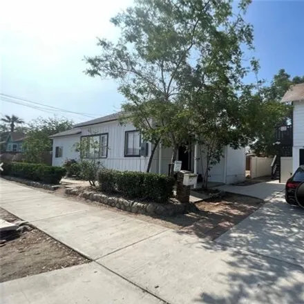 Rent this 1 bed apartment on 423 West Sun Avenue in Redlands, CA 92374