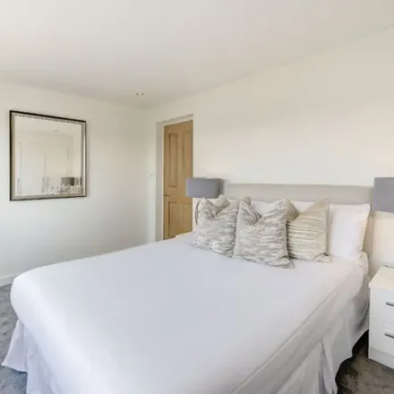 Image 1 - Keppel House, Fulham Road, London, SW3 6RH, United Kingdom - Apartment for rent