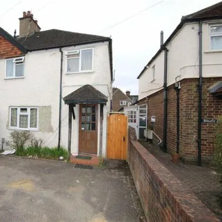 Rent this 5 bed duplex on York Road in Guildford, GU1 4DS