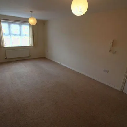 Image 3 - Dunster Close, Bilton, CV22 7AZ, United Kingdom - Apartment for rent