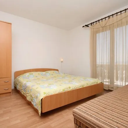 Image 5 - Dobrinj, Primorje-Gorski Kotar County, Croatia - Apartment for rent