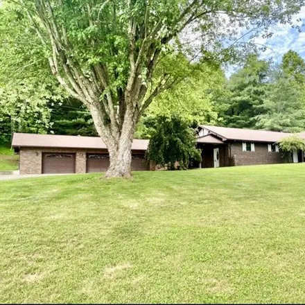 Buy this 4 bed house on 180 Shultz Lane in Walsh, Greenup County