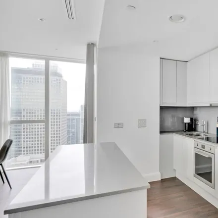 Image 7 - Admirals Way, Marsh Wall, Canary Wharf, London, E14 9JF, United Kingdom - Apartment for rent